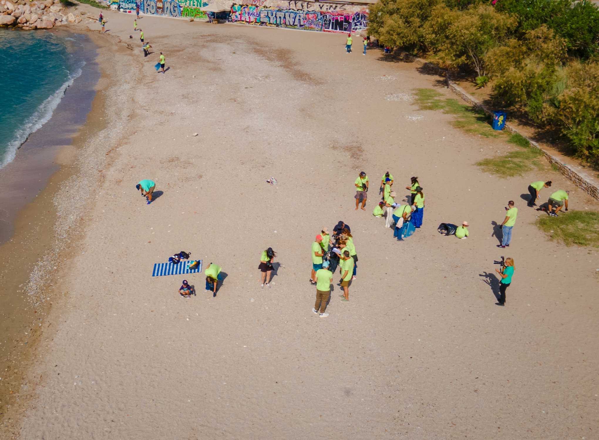 Volunteer Beach Cleanup at the Loutra Alimou Beach 