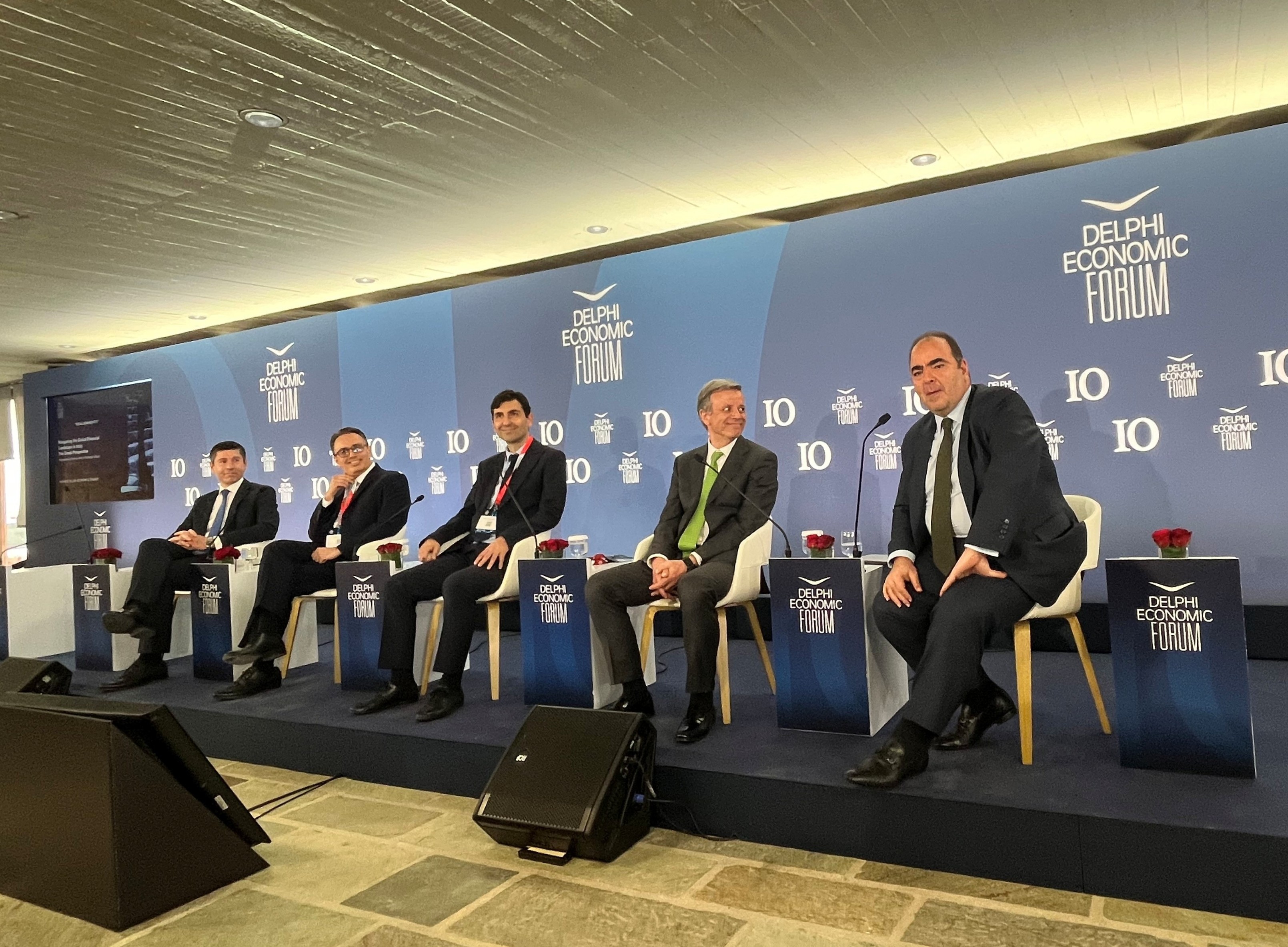 Navigating the Global Financial Landscape in 2025: The Greek Perspective 